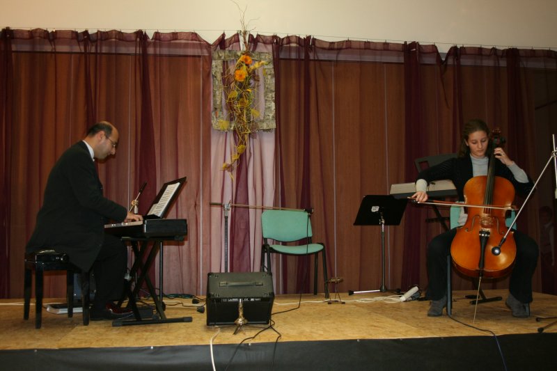 Vystúpenie R. Rikkona a Kristíny Jaškovej - ko20101_04.jpg